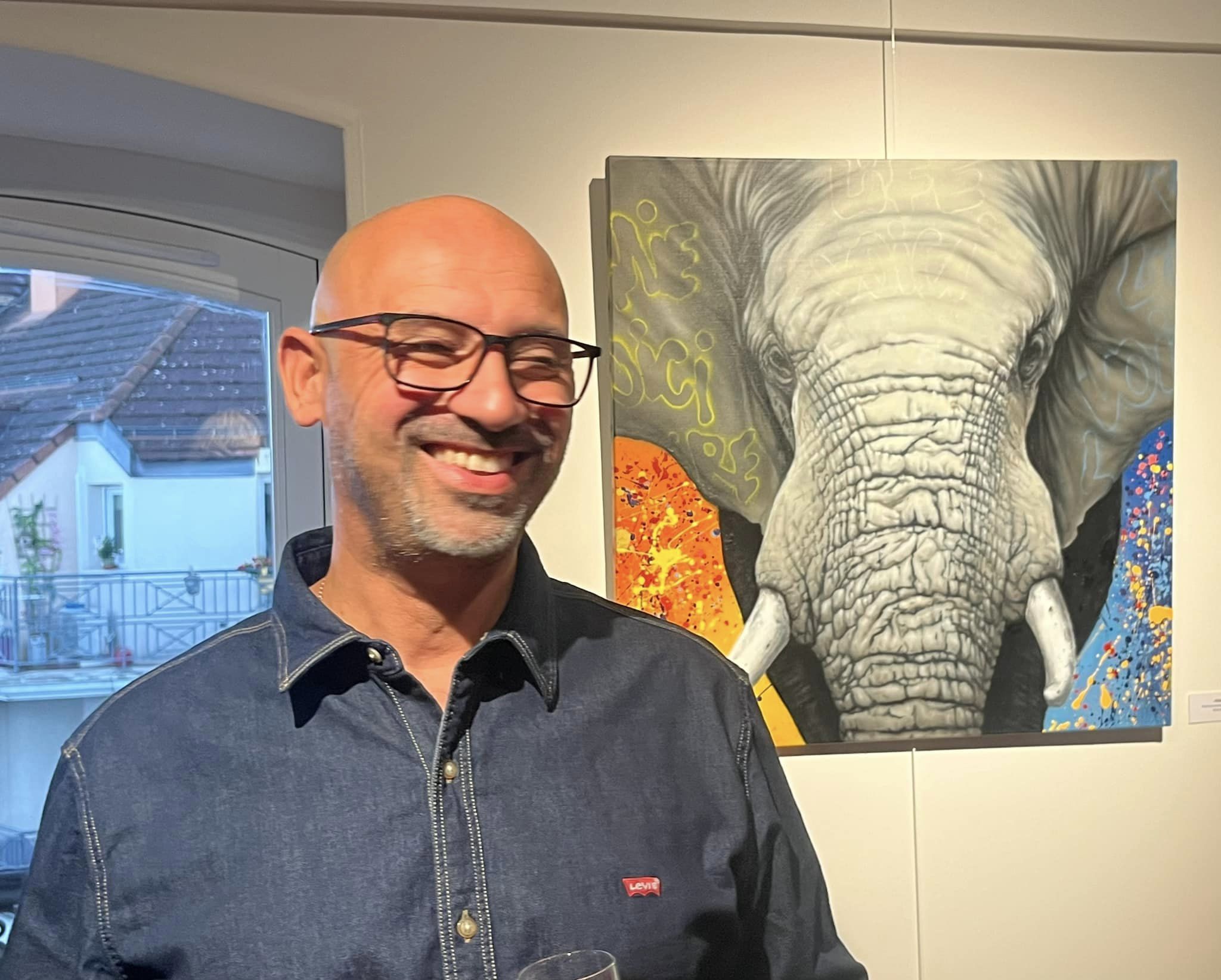 Pour l’inauguration du nouveau musée Émile Jean de Villiers sur Marne, l’artiste CREY 132 est mis à l’honneur avec ces toiles réalisées à la bombe aérosol. Très belle exposition.